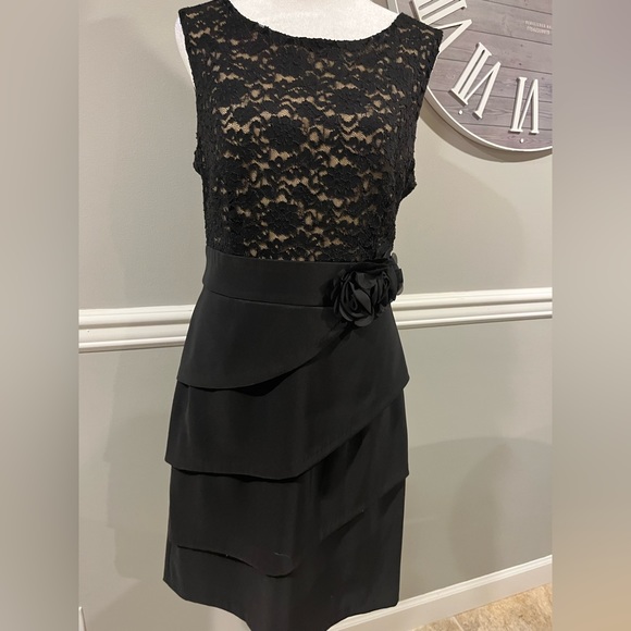 Women's Black Lace over nude color dress Macy's Brand Connected…NWOT - Picture 9 of 12